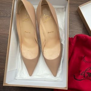 Christian Louboutin 38mm Nude 7US